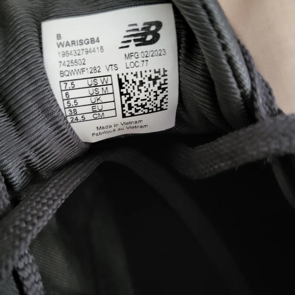 Womem's New Balance Fresh Foam Arishi v4 GORE-TEX Shoes - Picture 15 of 15